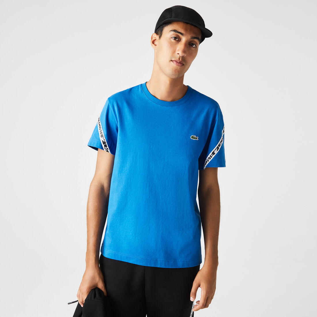 تيشيرت لاكوست بقصة عادية وأشرطة مطبوعة للرجال تيشيرت لاكوست بقصة عادية وأشرطة مطبوعة للرجال