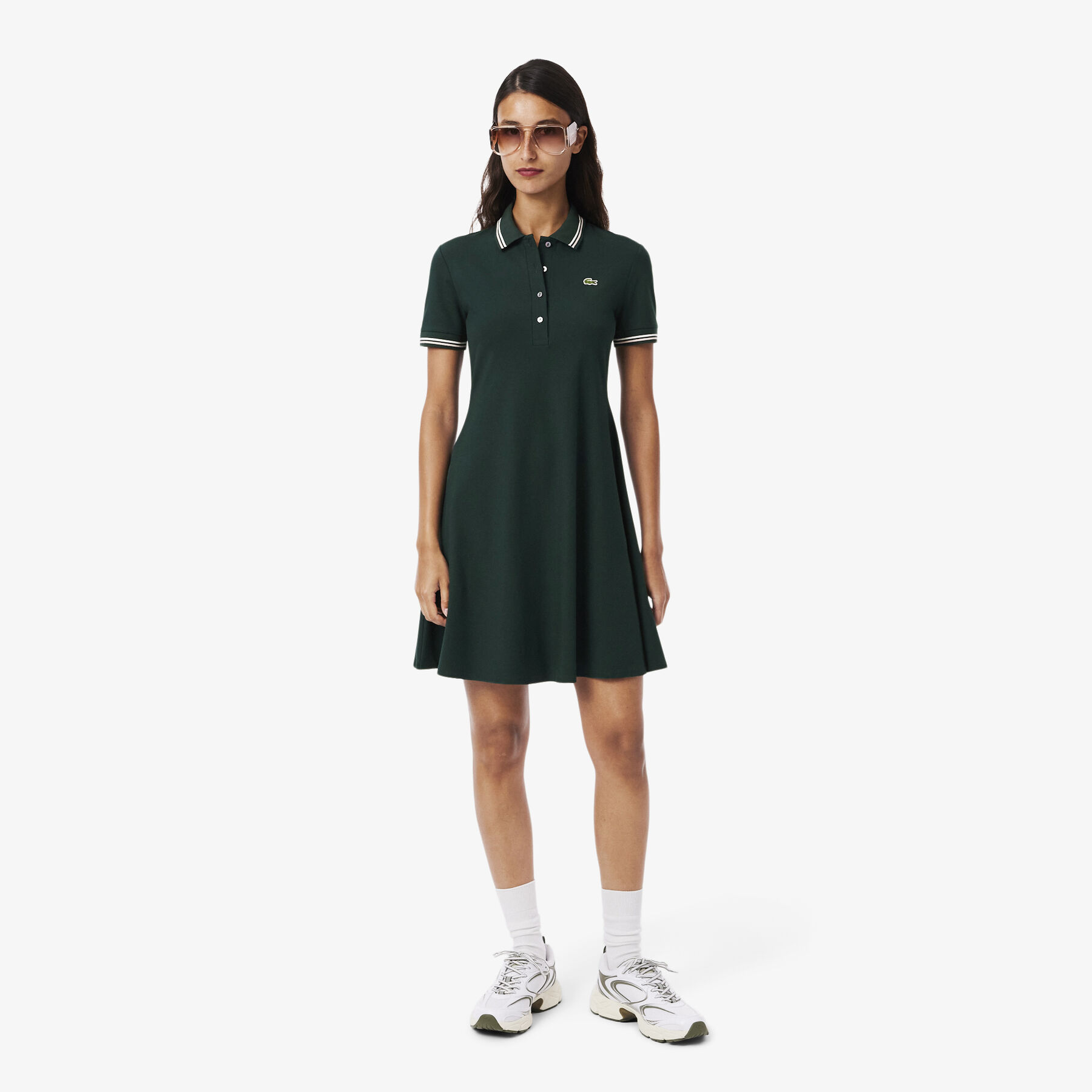 لاكوست فستان بولو مطاطي بياقة واسعة