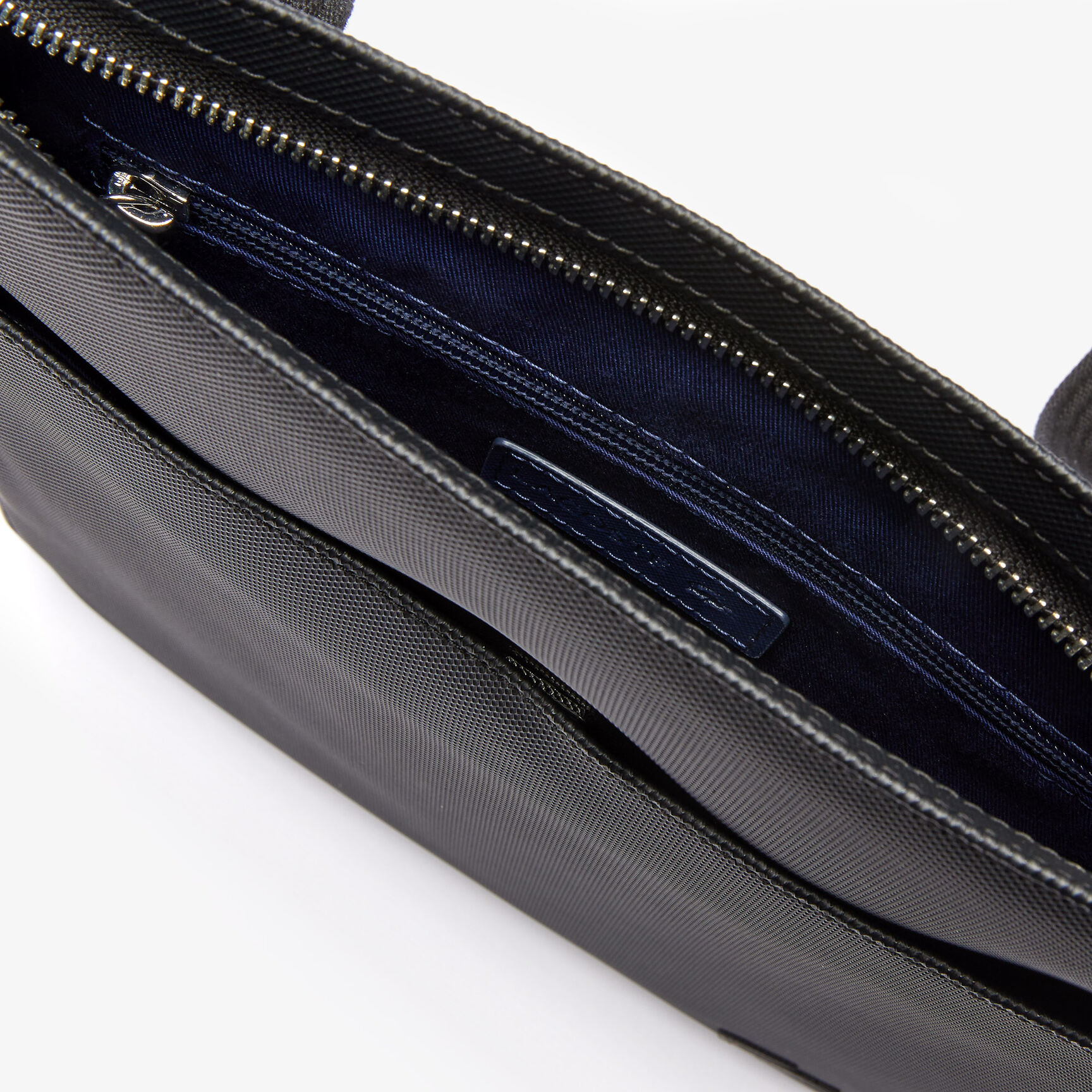 حقيبة كلاسيكية بيكيه بيتي بتصميم مسطح للرجال حقيبة كلاسيكية بيكيه بيتي بتصميم مسطح للرجال