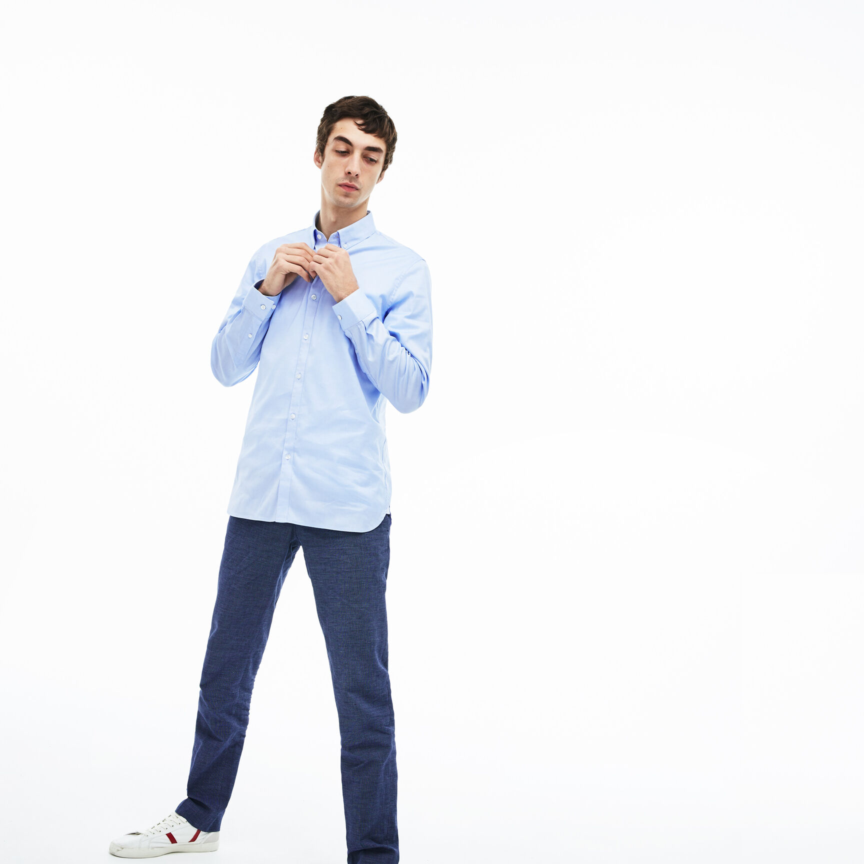 قميص للرجال ذو قصة ضيقة من قطن بينبوينت المرن قميص للرجال ذو قصة ضيقة من قطن بينبوينت المرن