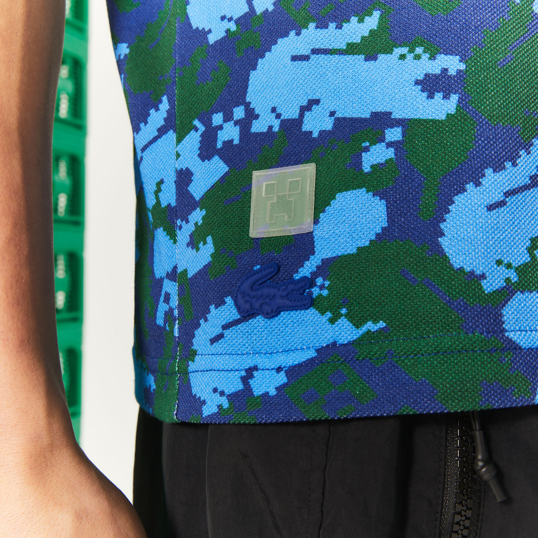 تيشيرت بولو مطبوع قطن عضوي بقصة كلاسيكية للجنسين مجموعة Lacoste x Minecraft