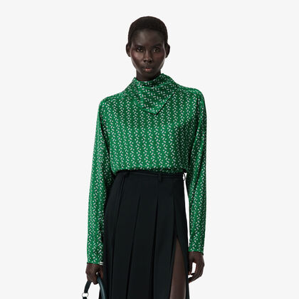 قميص مطبوع كبير الحجم