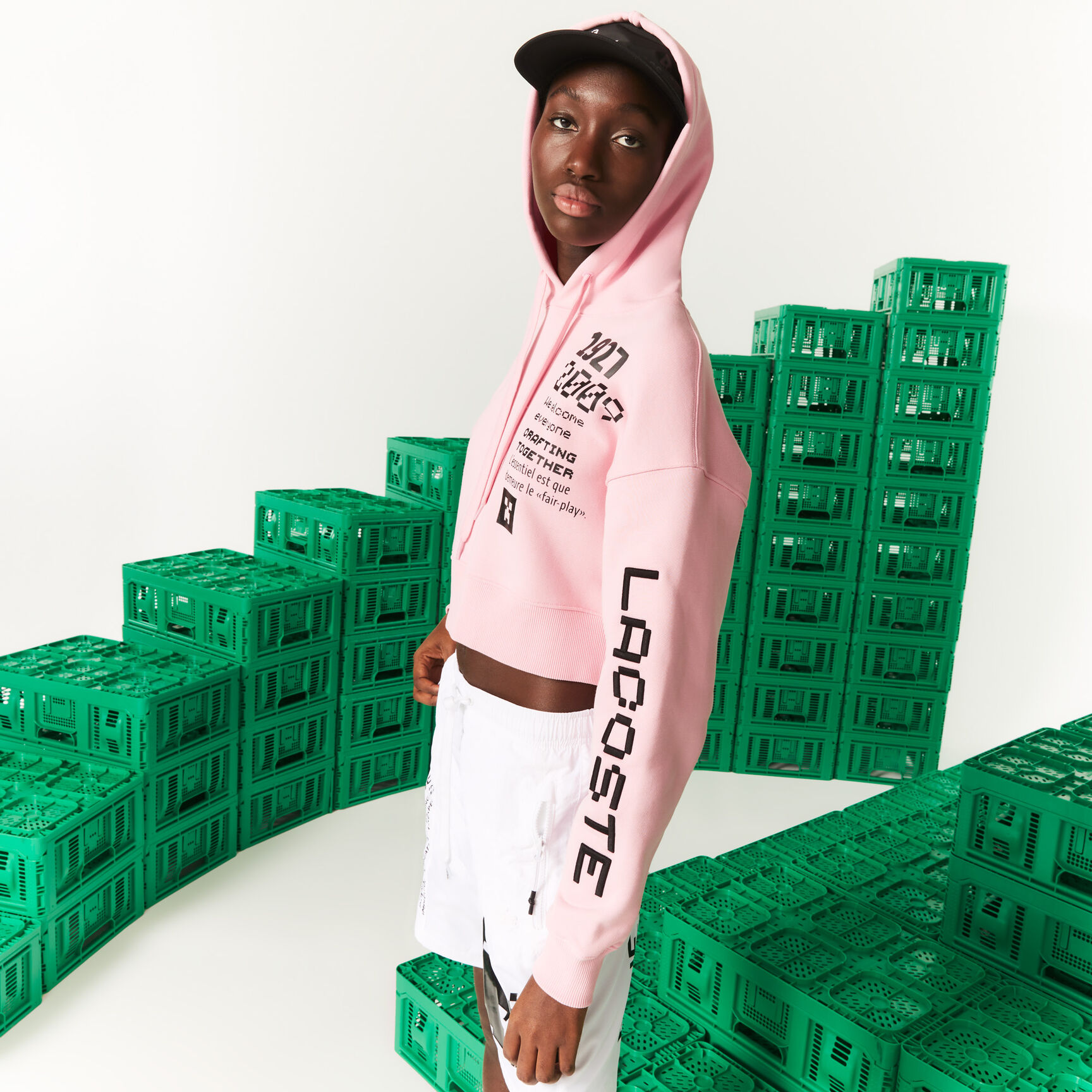 هودي صوف بقصة فضفاضة للنساء مجموعة Lacoste L!VE × Minecraft هودي صوف بقصة فضفاضة للنساء مجموعة Lacoste L!VE × Minecraft