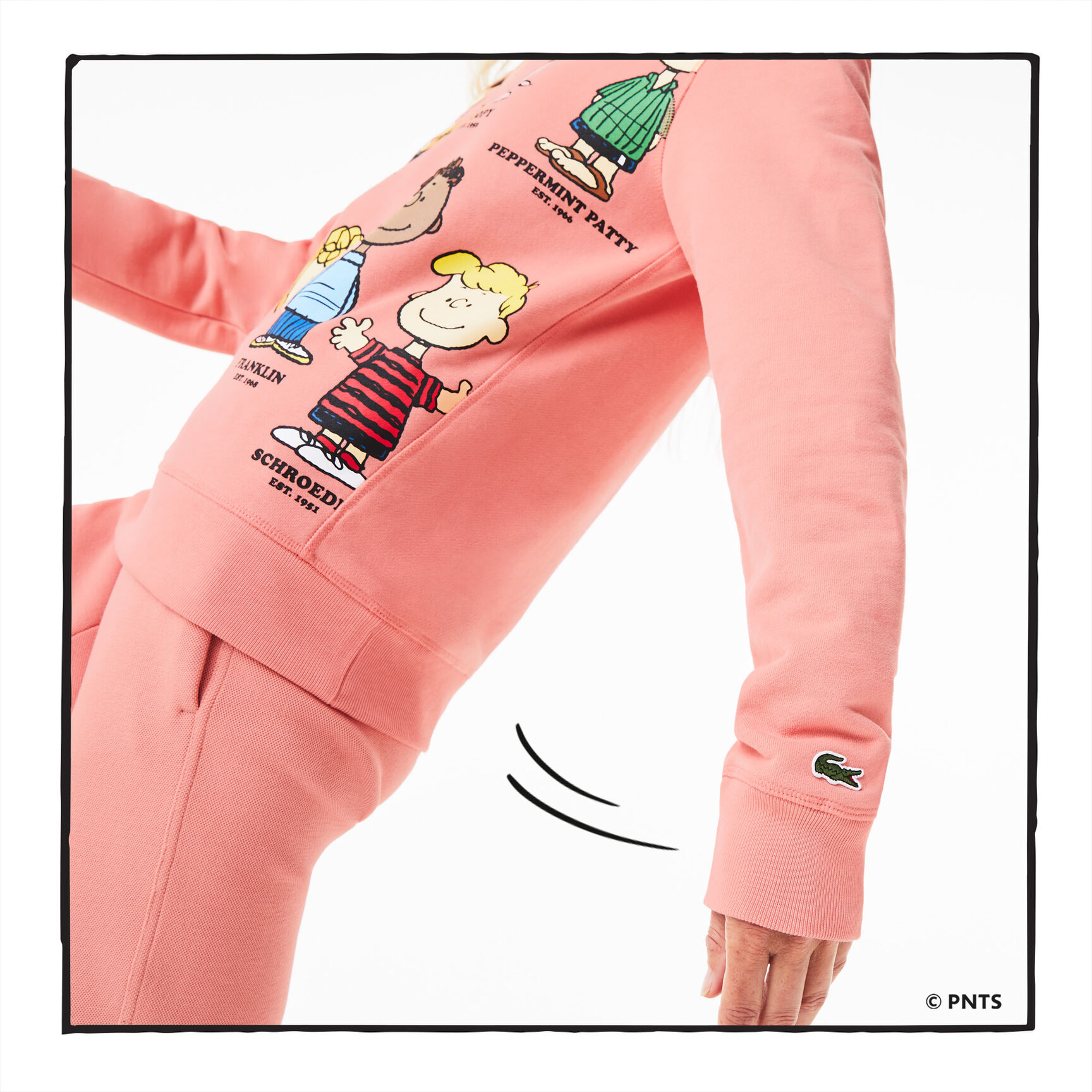 كنزة نسائية من القطن العضوي من Lacoste x Peanuts Crew Neck كنزة نسائية من القطن العضوي من Lacoste x Peanuts Crew Neck