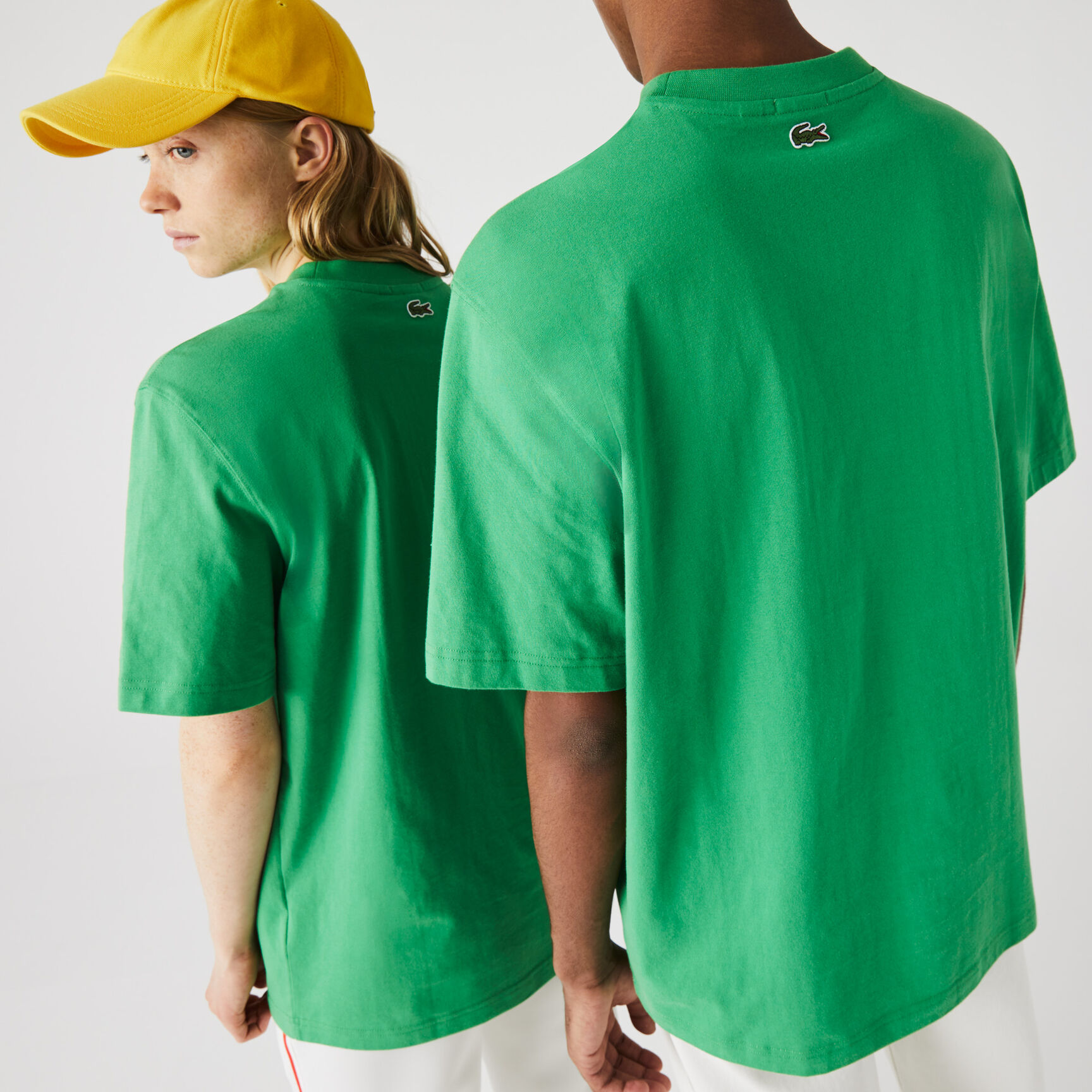 تي شيرت قطني للجنسين قصة فضفاضة وتطريز ذهبي مجموعة Lacoste LIVE تي شيرت قطني للجنسين قصة فضفاضة وتطريز ذهبي مجموعة Lacoste LIVE