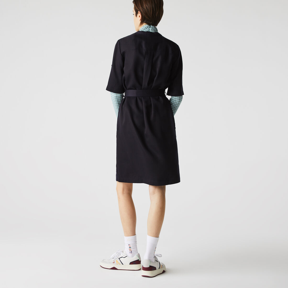 قميص نسائي مرن بحزام قميص نسائي مرن بحزام