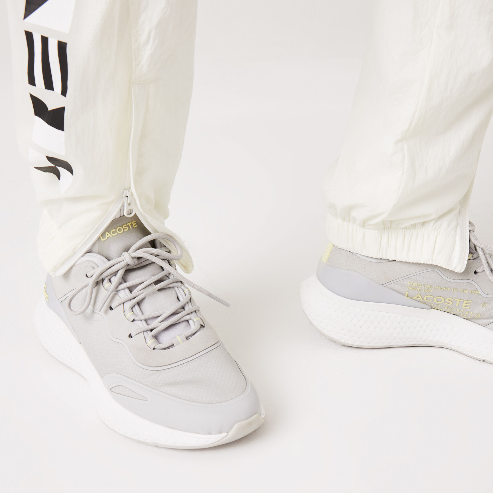 بنطال رياضي لاكوست بطبعة مستوحاة من عالم البحار للنساء بنطال رياضي لاكوست بطبعة مستوحاة من عالم البحار للنساء