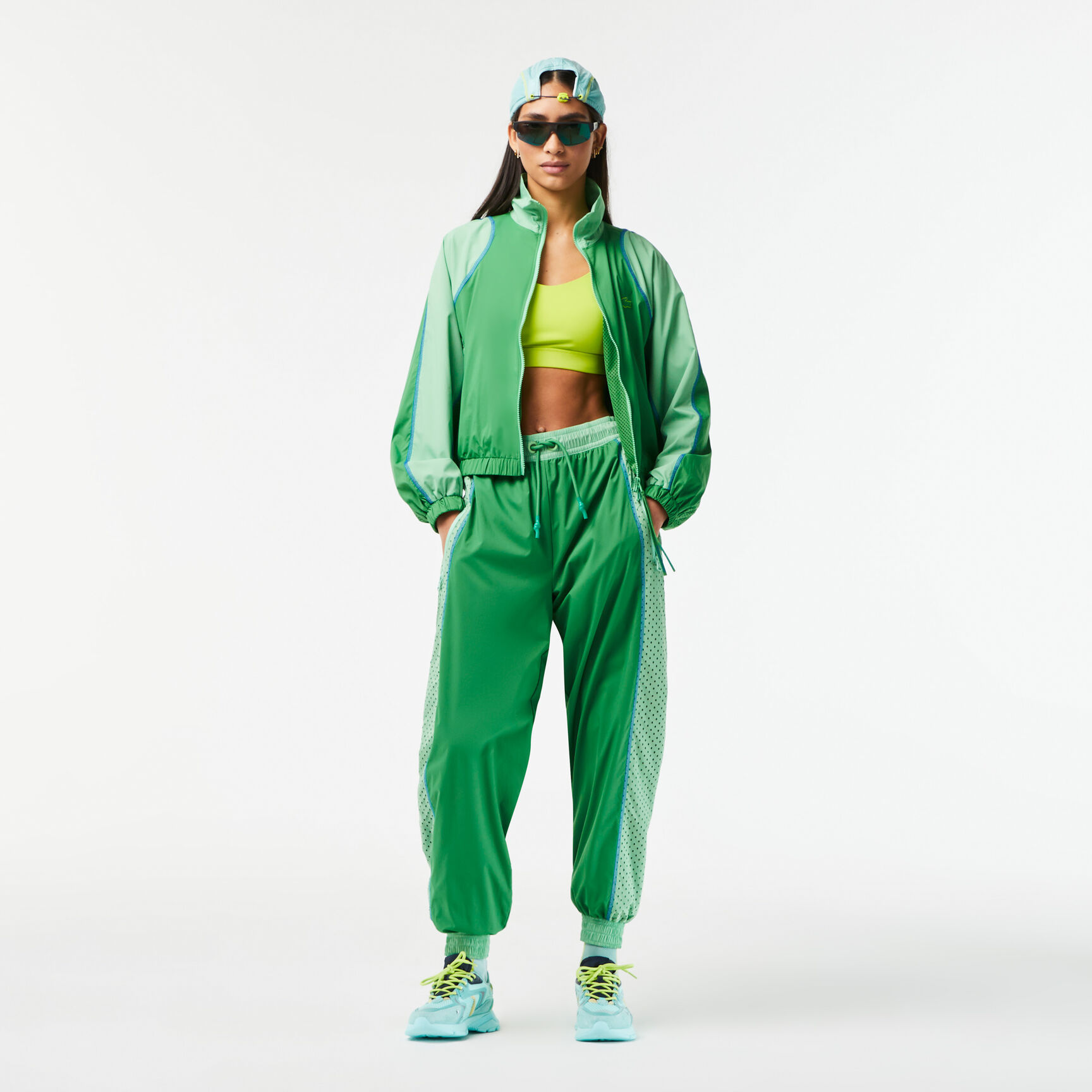 جاكيت لاكوست فضفاض تفتا بلونين للنساء جاكيت لاكوست فضفاض تفتا بلونين للنساء