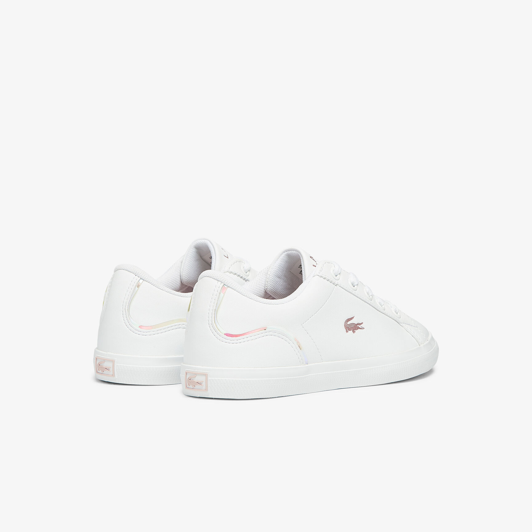 سنيكرز ليروند من خامات صناعية بتفاصيل لامعة للأطفال سنيكرز ليروند من خامات صناعية بتفاصيل لامعة للأطفال