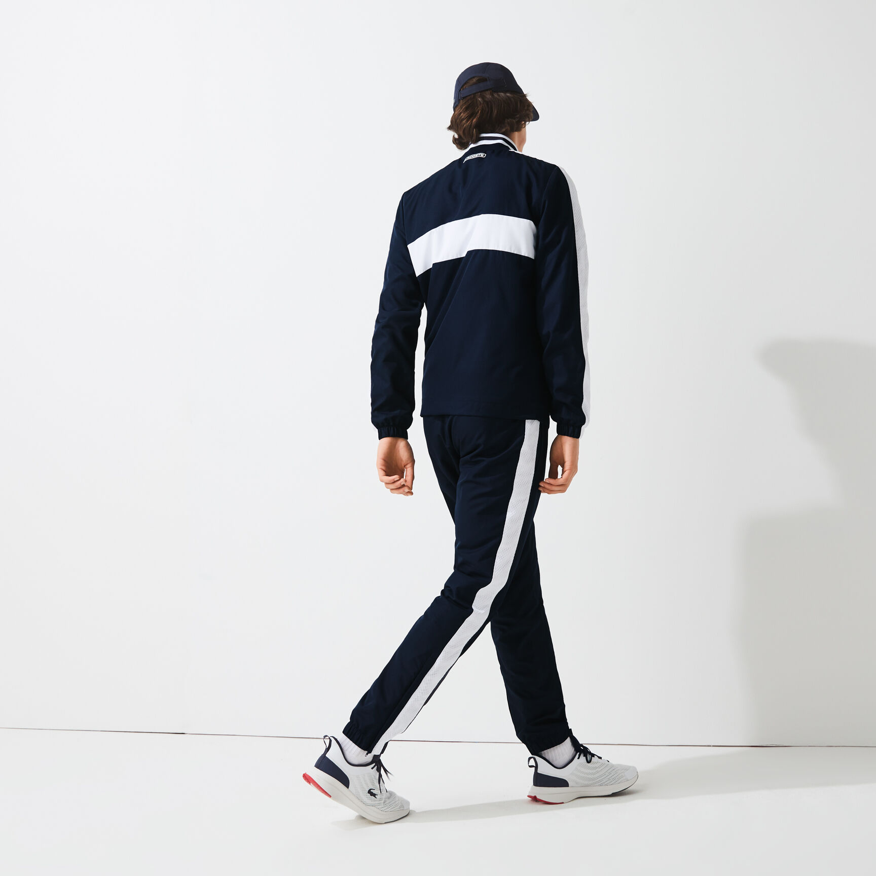 بذلة رياضية للتنس برقبة عالية مجموعة Lacoste SPORT للرجال بذلة رياضية للتنس برقبة عالية مجموعة Lacoste SPORT للرجال