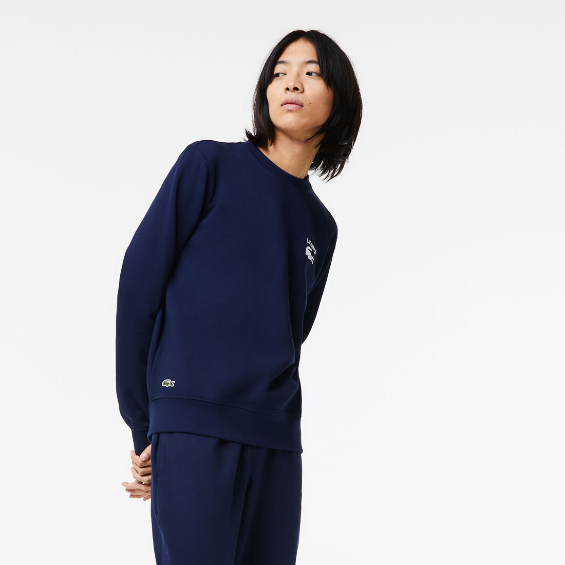 سويت شيرت لاكوست بفتحة رقبة مستديرة وطبعة حروف للرجال سويت شيرت لاكوست بفتحة رقبة مستديرة وطبعة حروف للرجال