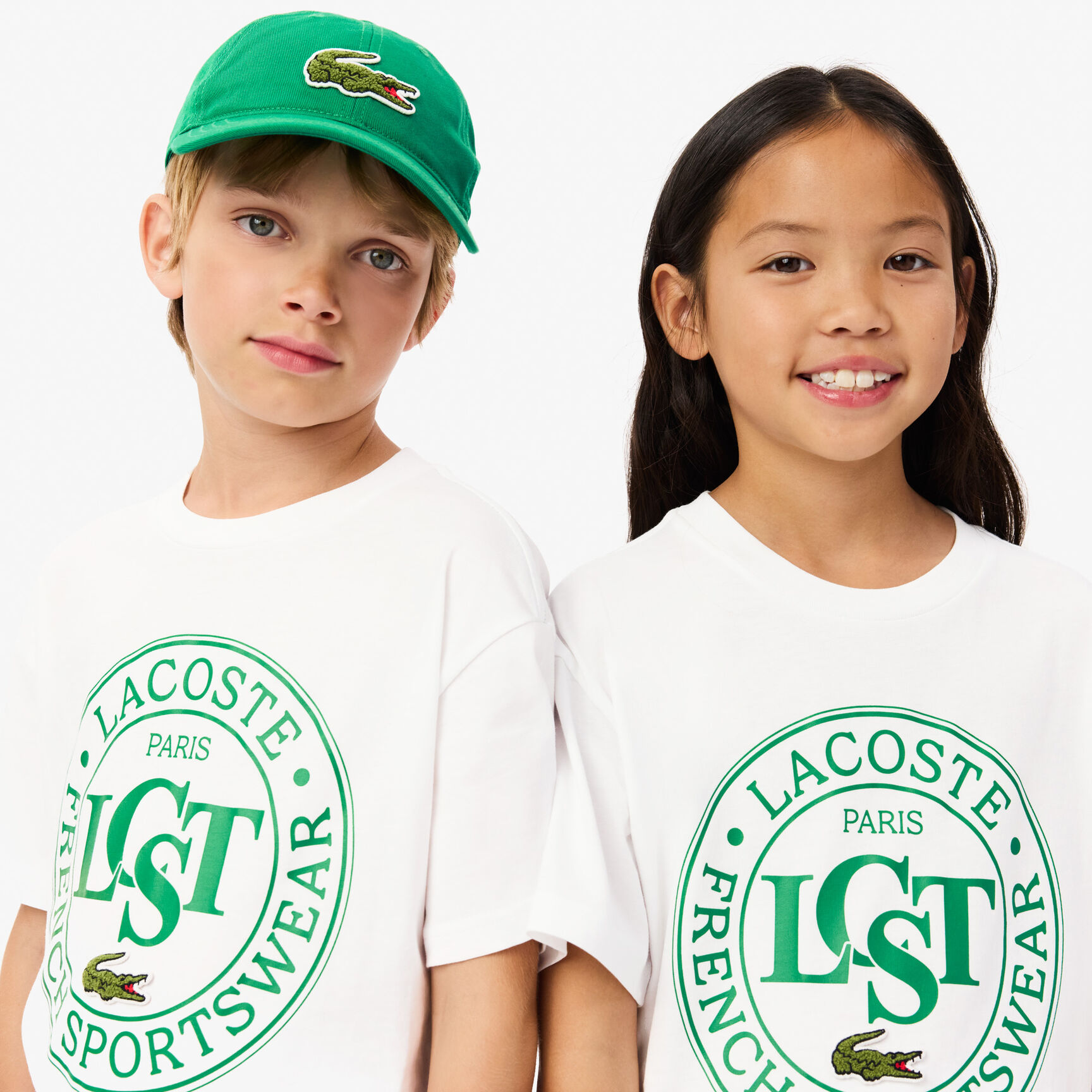 Contrast Badge T-shirt - TJ2463-00-001