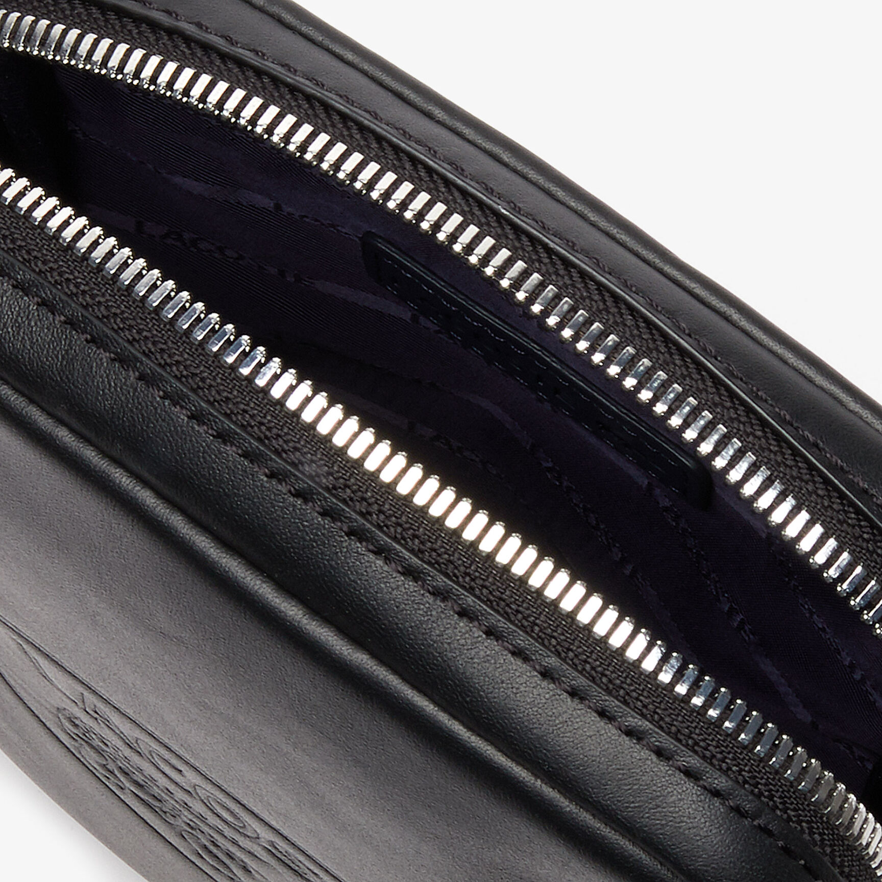 حقيبة غير رسمية عمودية الشكل للرجال مصنوعة من الجلد المزين بحروف بارزة من مجموعة L.12.12