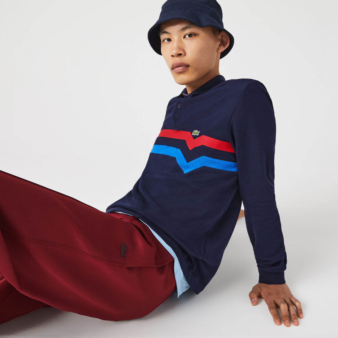 بولو Lacoste للرجال مصنوع في فرنسا بقصة عادية