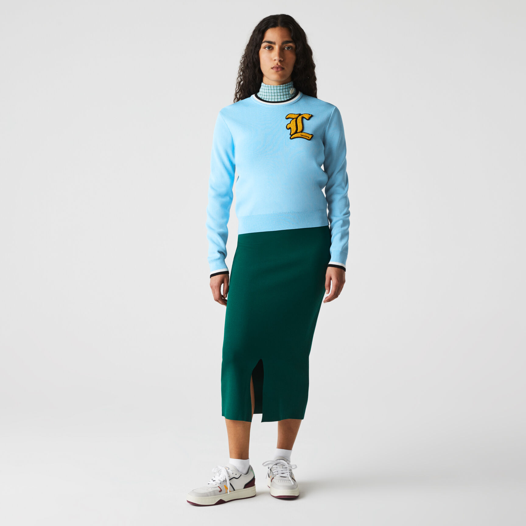 سترة نسائية قطنية بشارة رقبة مستديرة من مجموعة Lacoste L!VE