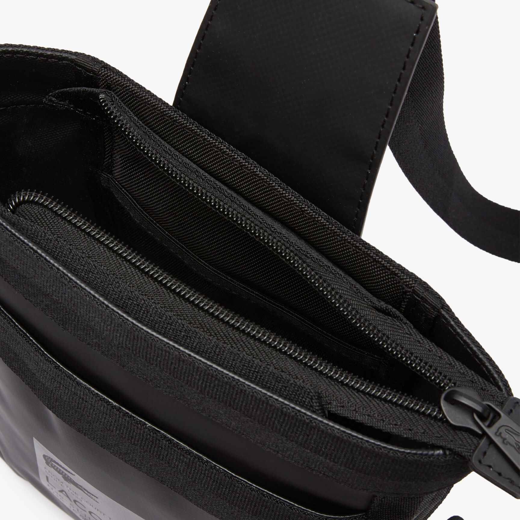 حقيبة كروس لاكوست بطبعة شعار الماركة للرجال حقيبة كروس لاكوست بطبعة شعار الماركة للرجال