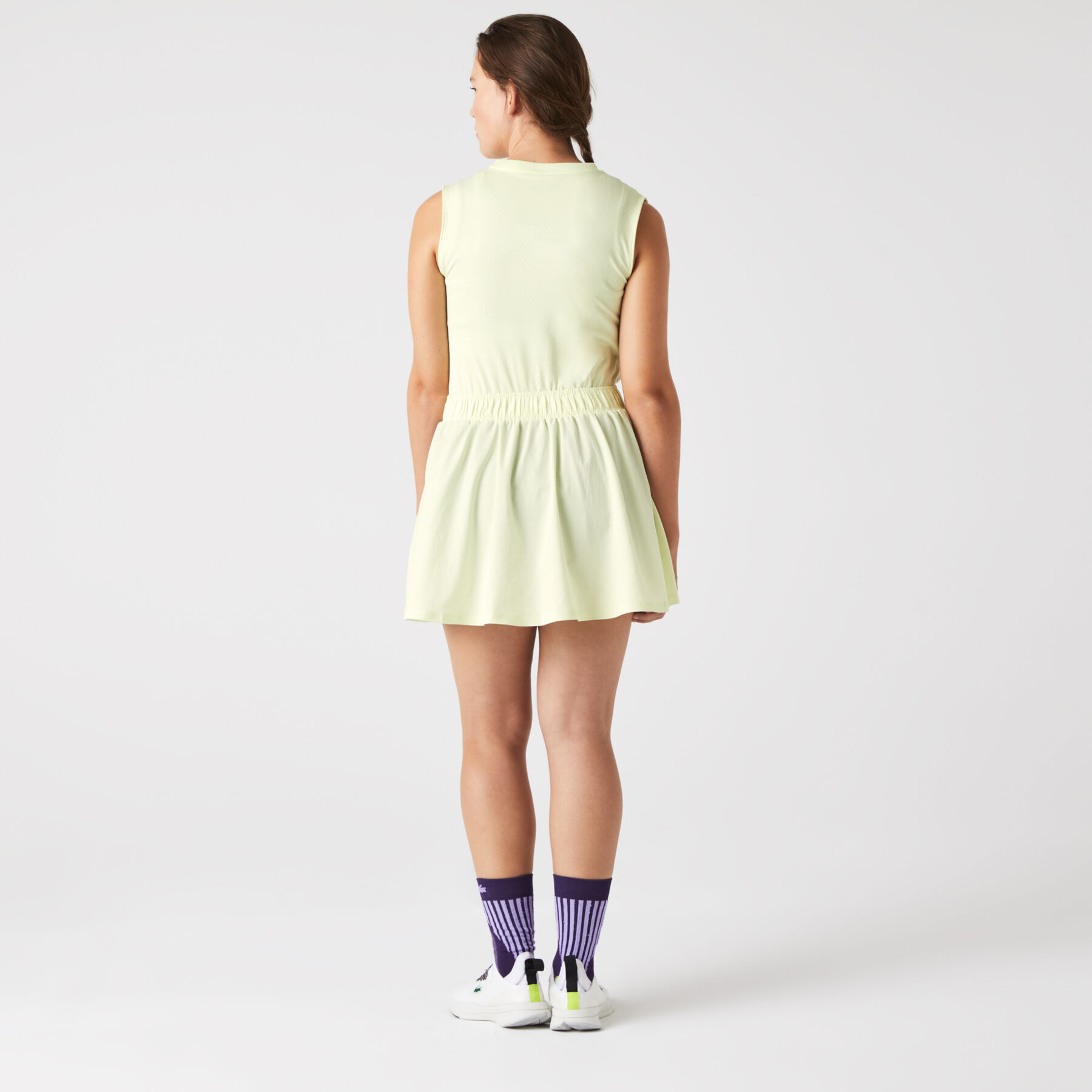 فستان تنس قصير مع شورت تحتي مدمج للنساء من مجموعة Lacoste SPORT لاكوست فستان تنس قصير مع شورت تحتي مدمج للنساء من مجموعة lacoste sport