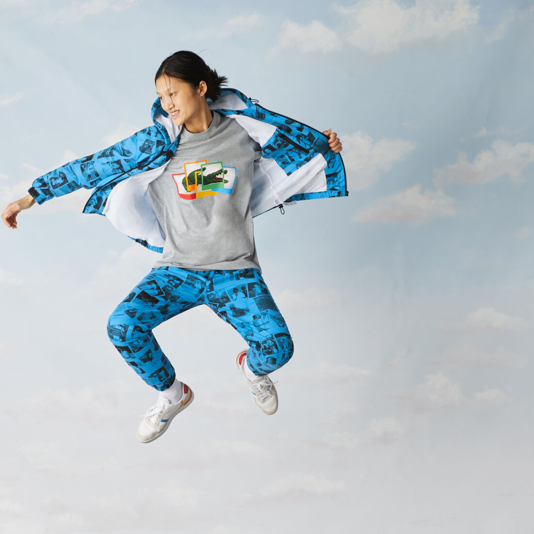 جاكيت بسحاب للجنسين من مجموعة Lacoste LIVE و Polaroid جاكيت بسحاب للجنسين من مجموعة Lacoste LIVE و Polaroid