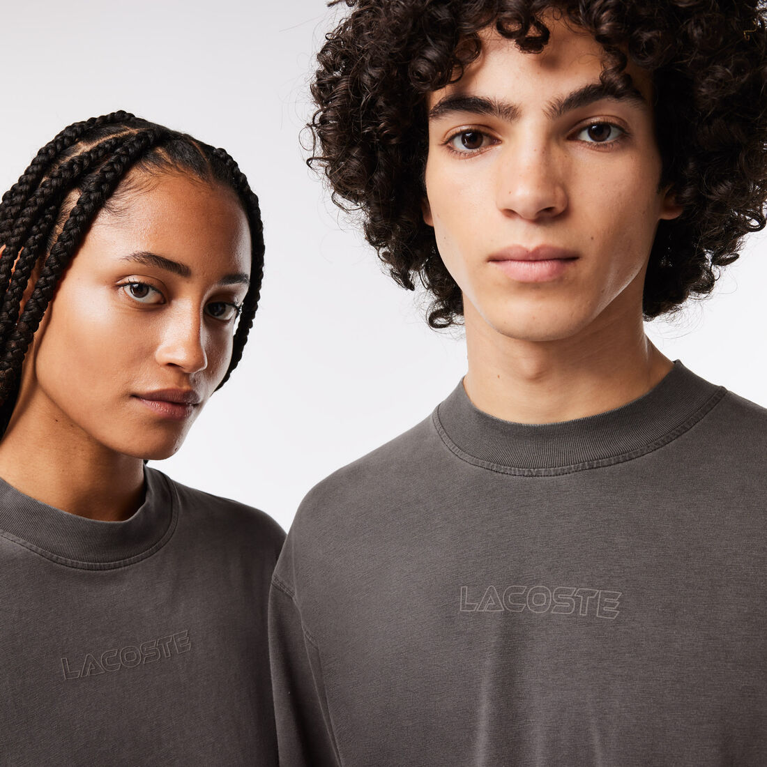 تي شيرت بشعار التمساح الأيقوني بقصّة عادية Loose Fit Cotton Jersey T-shirt - TH3446-00-S0I