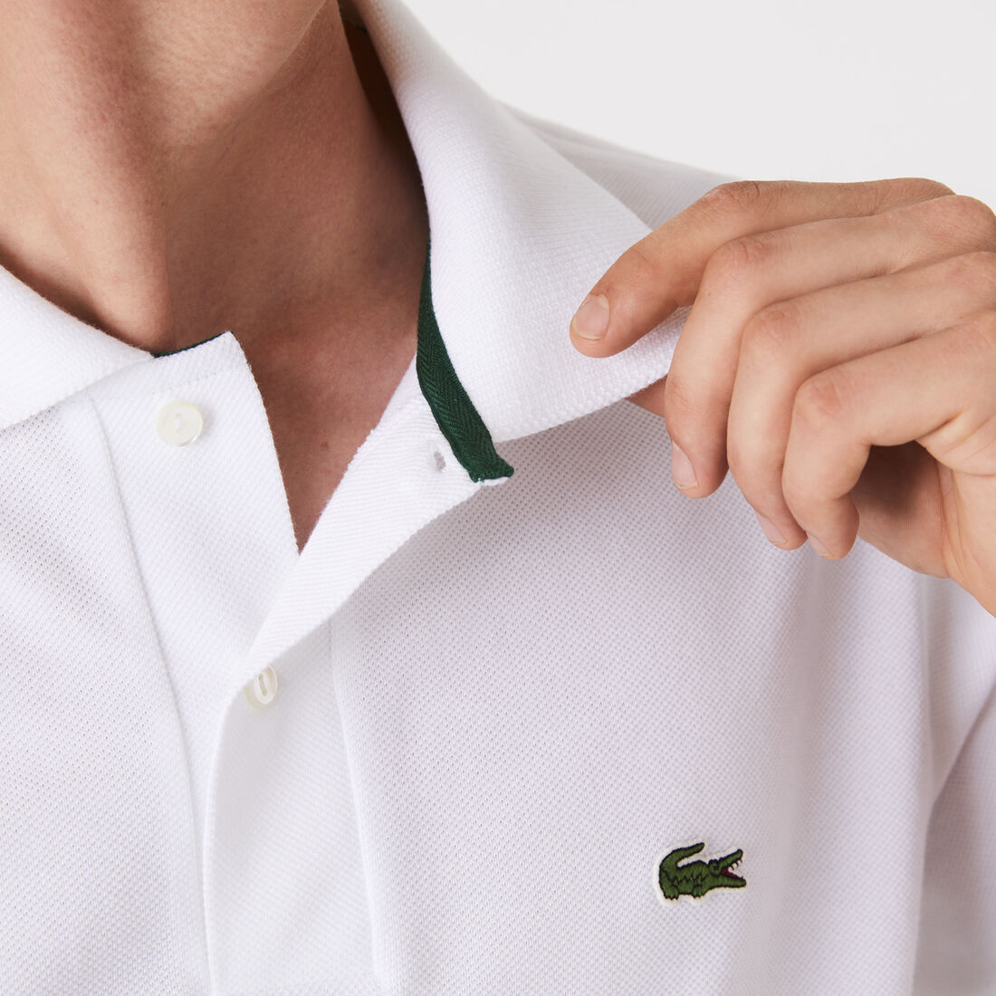 تيشيرت بولو لاكوست بيكيه قطن عضوي بقصة كلاسيكية للرجال مجموعة L.12.12 Men's Lacoste Classic Fit L.12.21 Organic Cotton Pique Polo Shirt - L1221-00-001