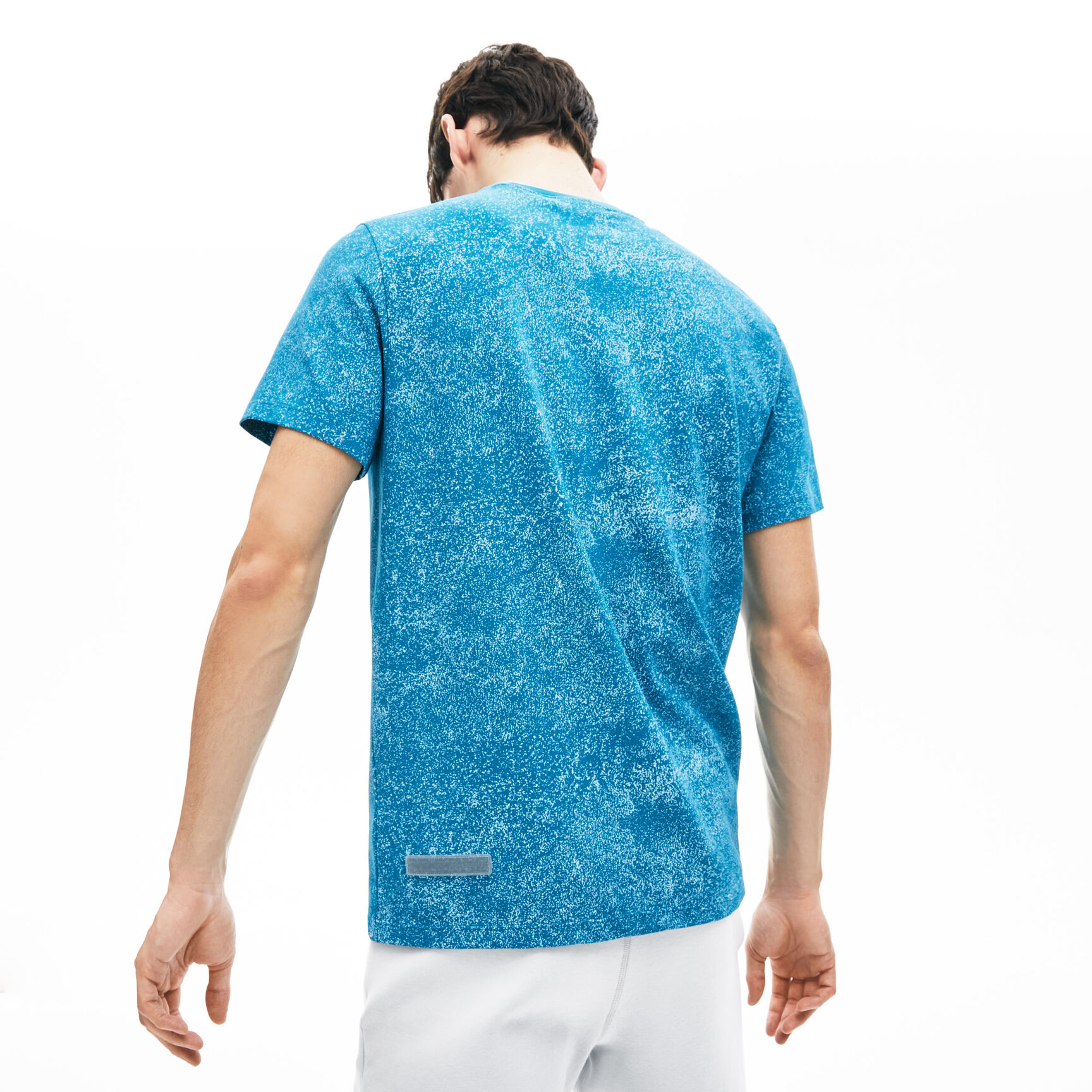 قميص تي-شيرت برقبة مستديرة مصنوع من نسيج فائق الخفة من مجموعة Lacoste Motion للرجال قميص تي-شيرت برقبة مستديرة مصنوع من نسيج فائق الخفة من مجموعة Lacoste Motion للرجال