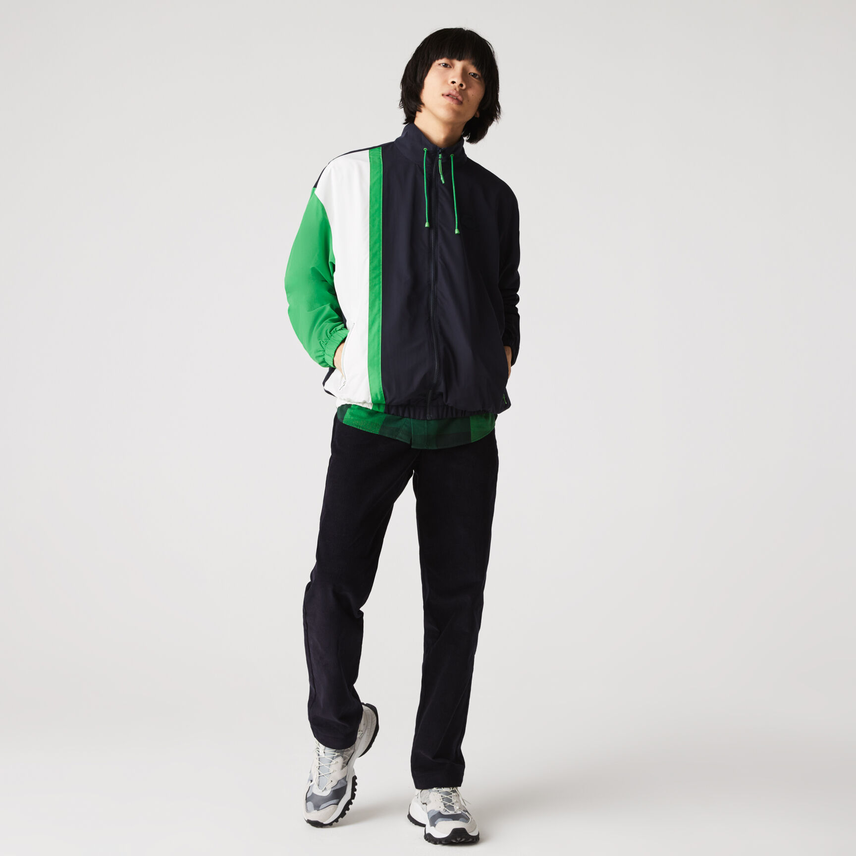 Men’s Lightweight Water-Resistant Colorblock Zip Jacket Men’s Lightweight Water-Resistant Colorblock Zip Jacket