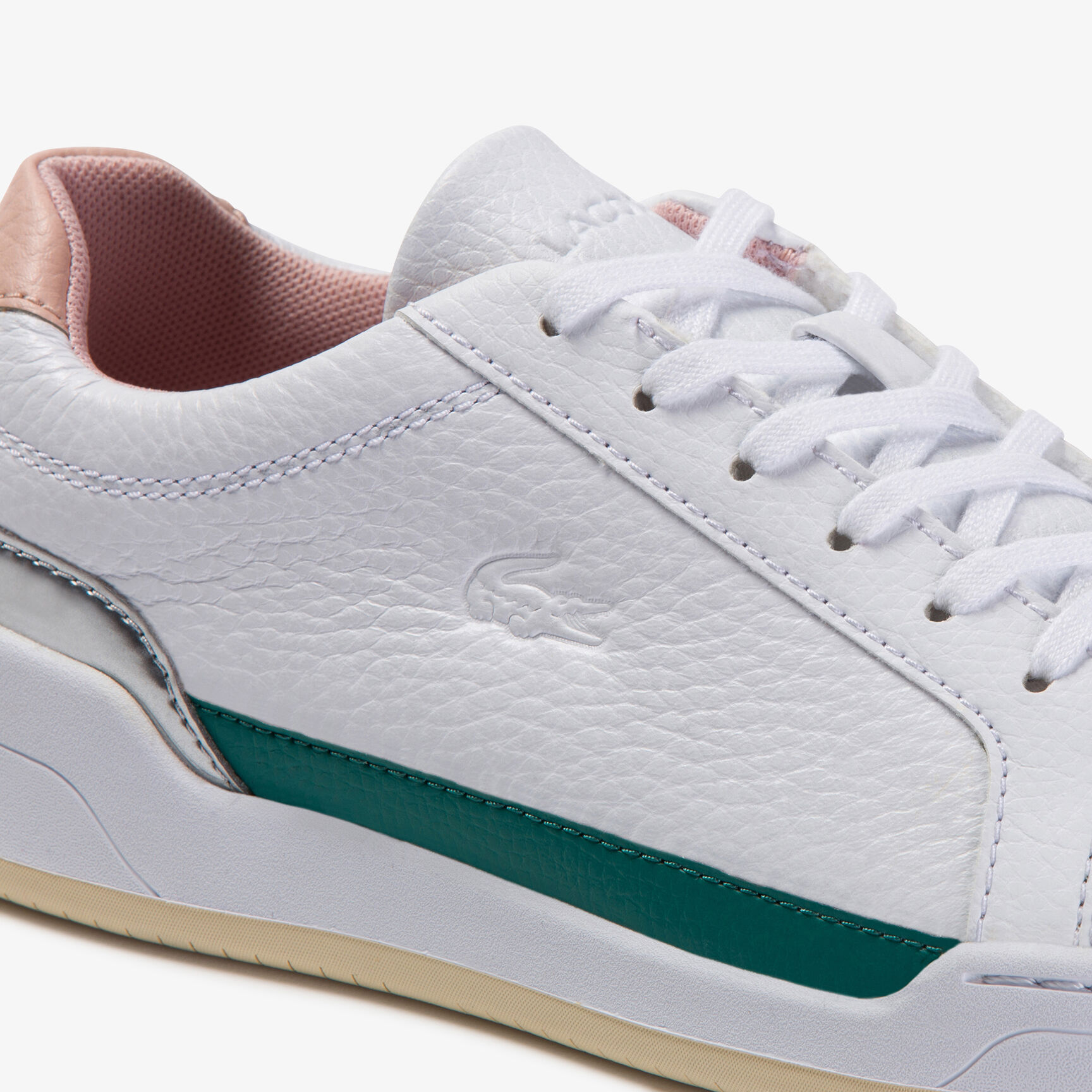 حذاء رياضي للسيدات من الجلد المرن المتين من مجموعة Challenge حذاء رياضي للسيدات من الجلد المرن المتين من مجموعة Challenge