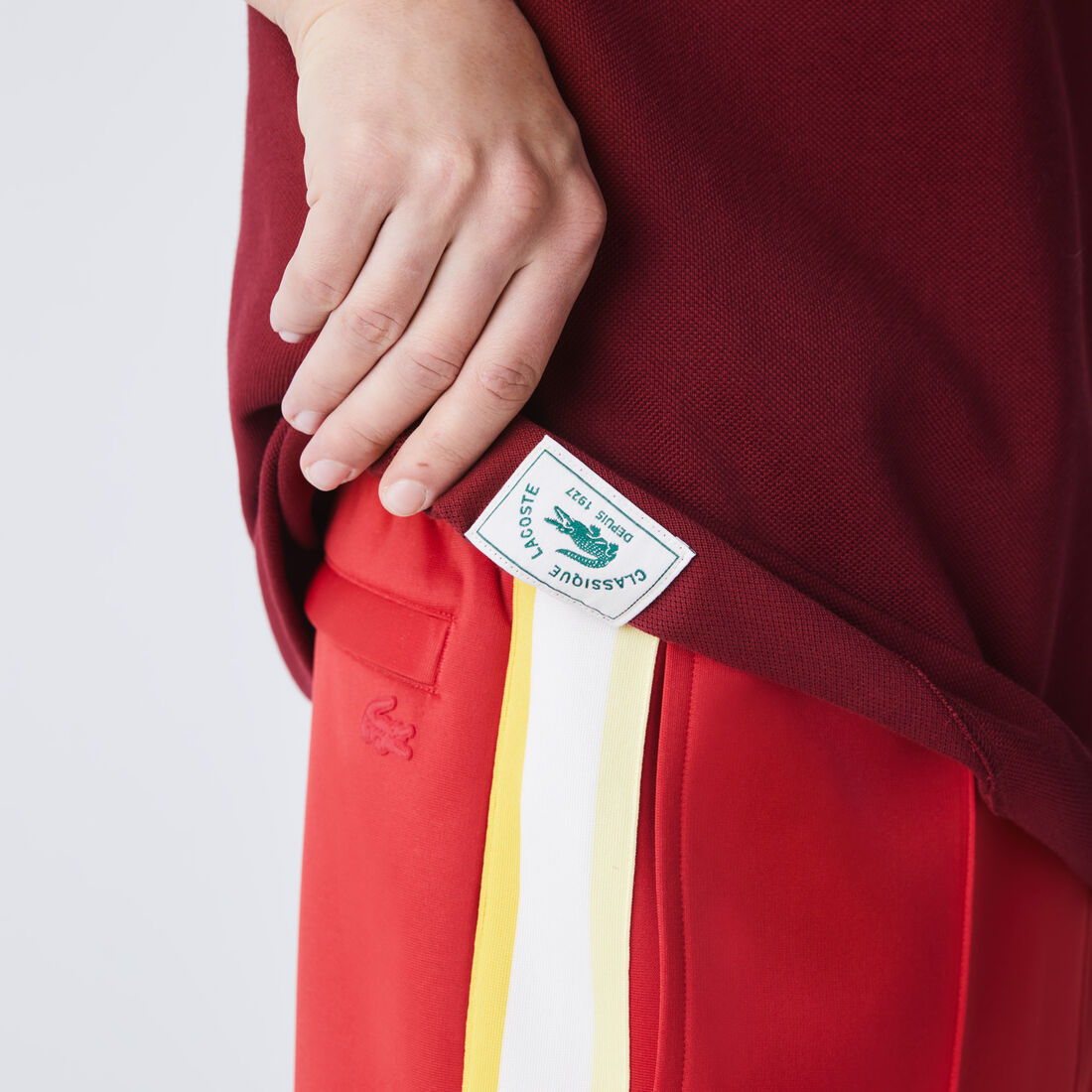 تيشيرت بولو لاكوست بيكيه قطن عضوي بقصة كلاسيكية للرجال مجموعة L.12.12 تيشيرت بولو لاكوست بيكيه قطن عضوي بقصة كلاسيكية للرجال مجموعة L.12.12