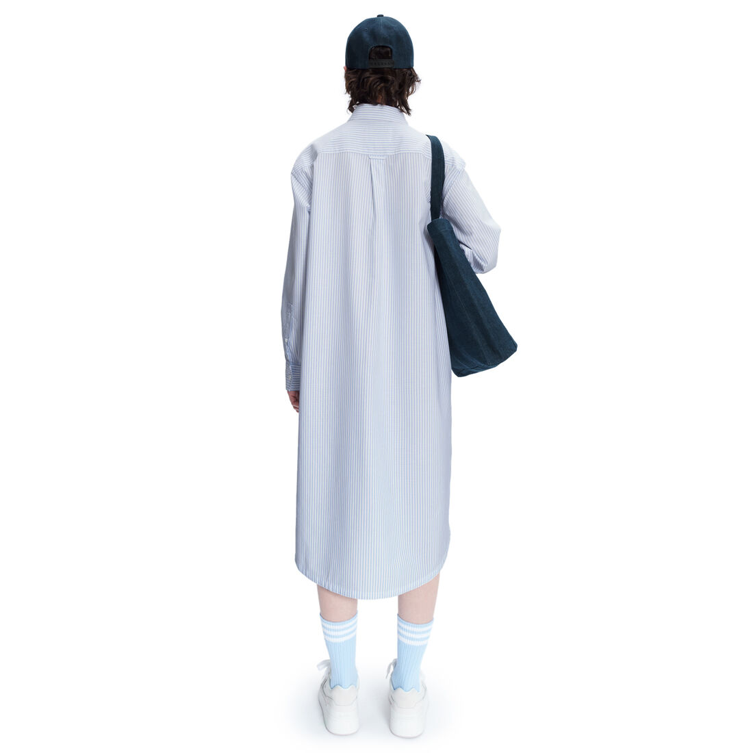 فستان بتصميم قميص قطن مخطط للنساء مجموعة Lacoste x A.P.C. فستان بتصميم قميص قطن مخطط للنساء مجموعة Lacoste x A.P.C.