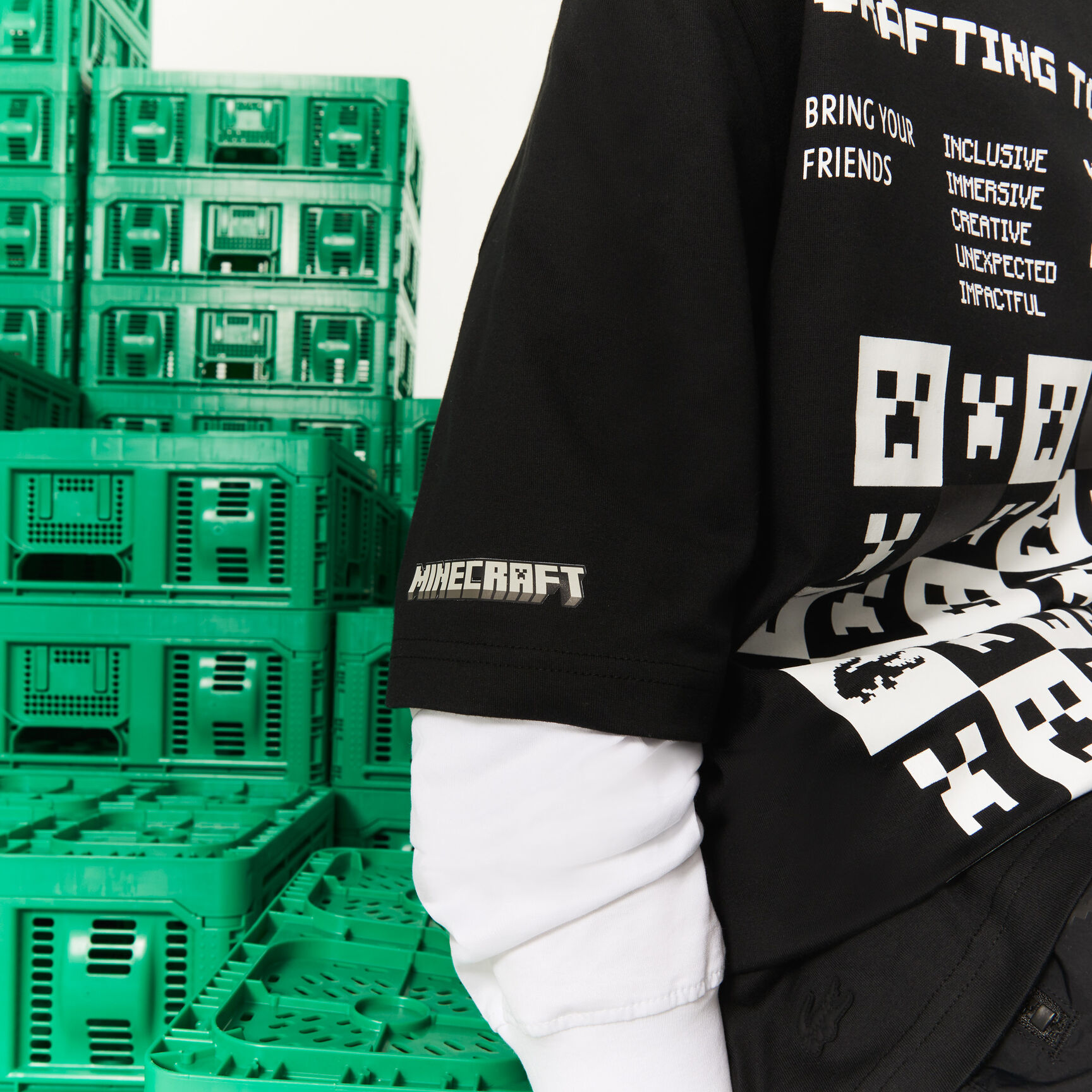 تيشيرت قطن عضوي بقصة فضفاضة للرجال مجموعة Lacoste L!VE × Minecraft تيشيرت قطن عضوي بقصة فضفاضة للرجال مجموعة Lacoste L!VE × Minecraft