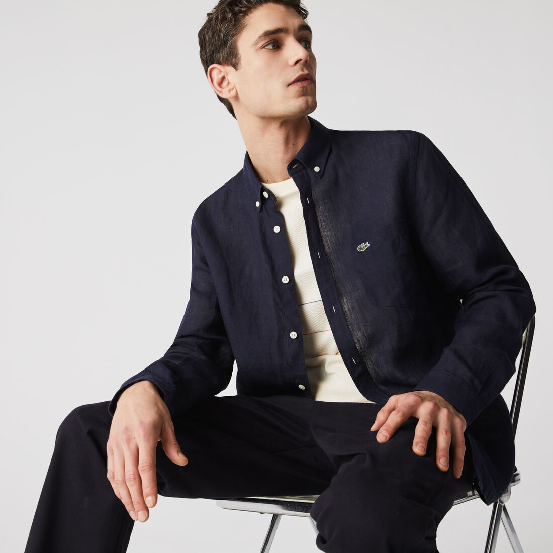 قميص كتان بقصة عادية للرجال