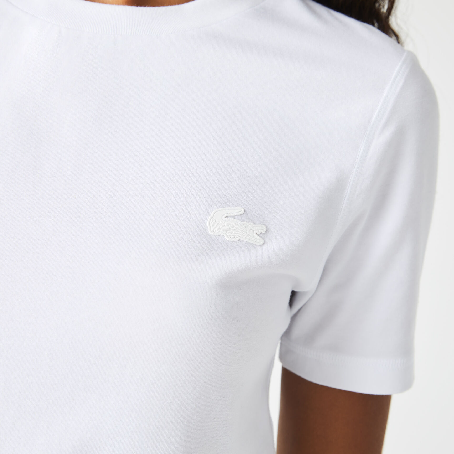 تيشيرت من مزيج قطن بفتحة رقبة مستديرة للنساء تيشيرت من مزيج قطن بفتحة رقبة مستديرة للنساء