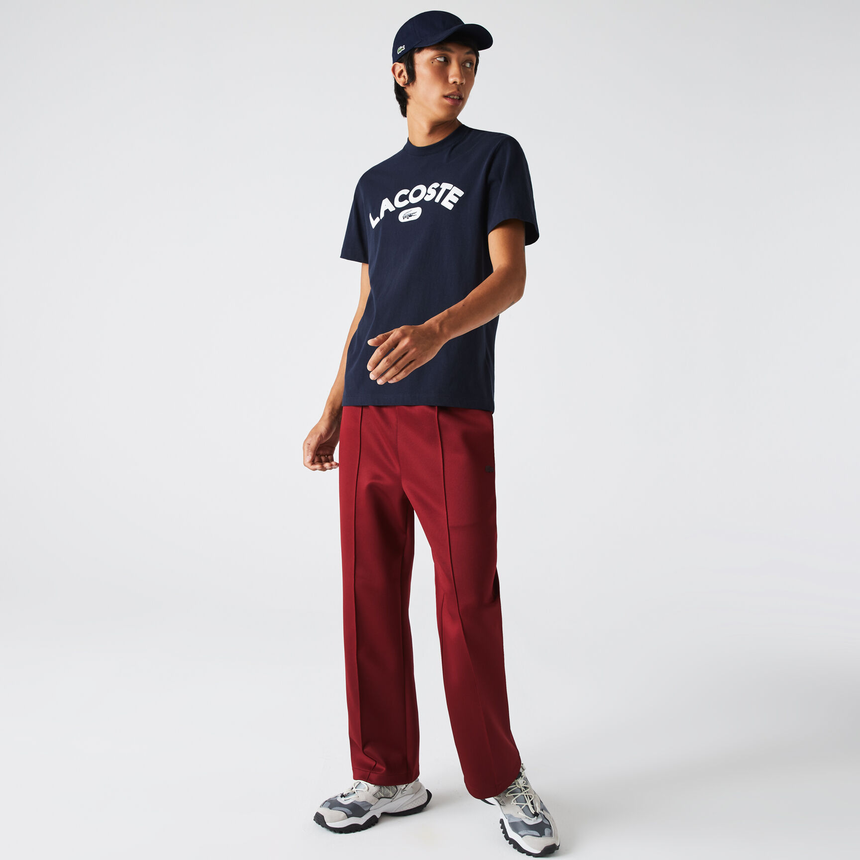 تيشيرت قطني فاخر بشعار مطبوع للرجال تيشيرت قطني فاخر بشعار مطبوع للرجال