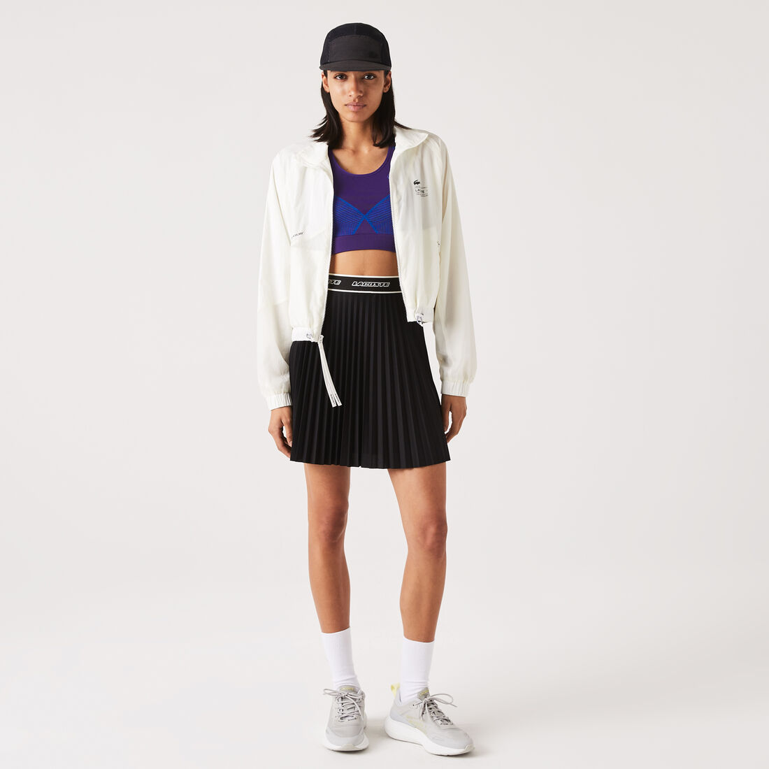 جاكيت لاكوست نايلون ببطانة شبكية للنساء جاكيت لاكوست نايلون ببطانة شبكية للنساء