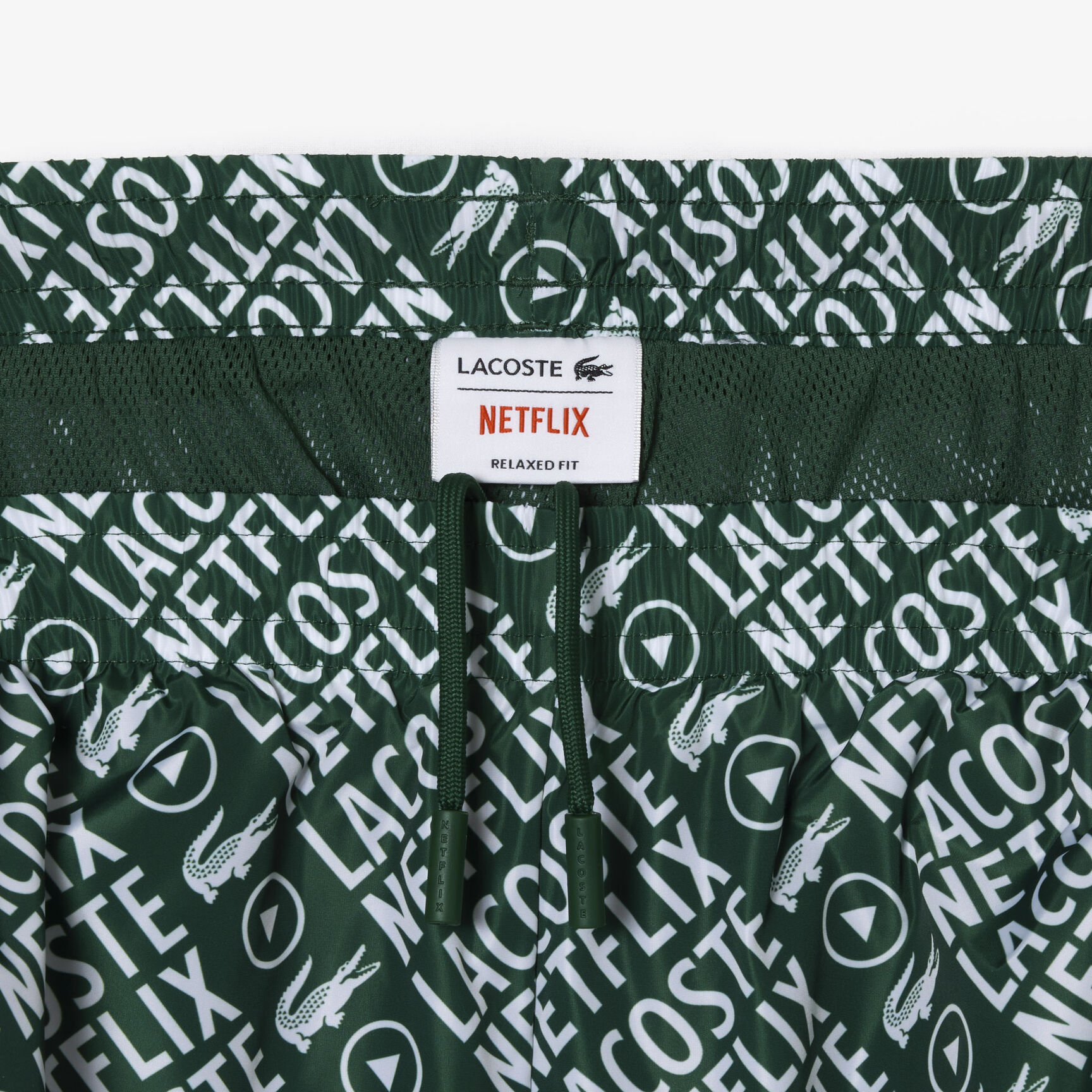بنطال رياضي مقاوم لزخات الماء للجنسين مجموعة Lacoste x Netflix بنطال رياضي مقاوم لزخات الماء للجنسين مجموعة Lacoste x Netflix