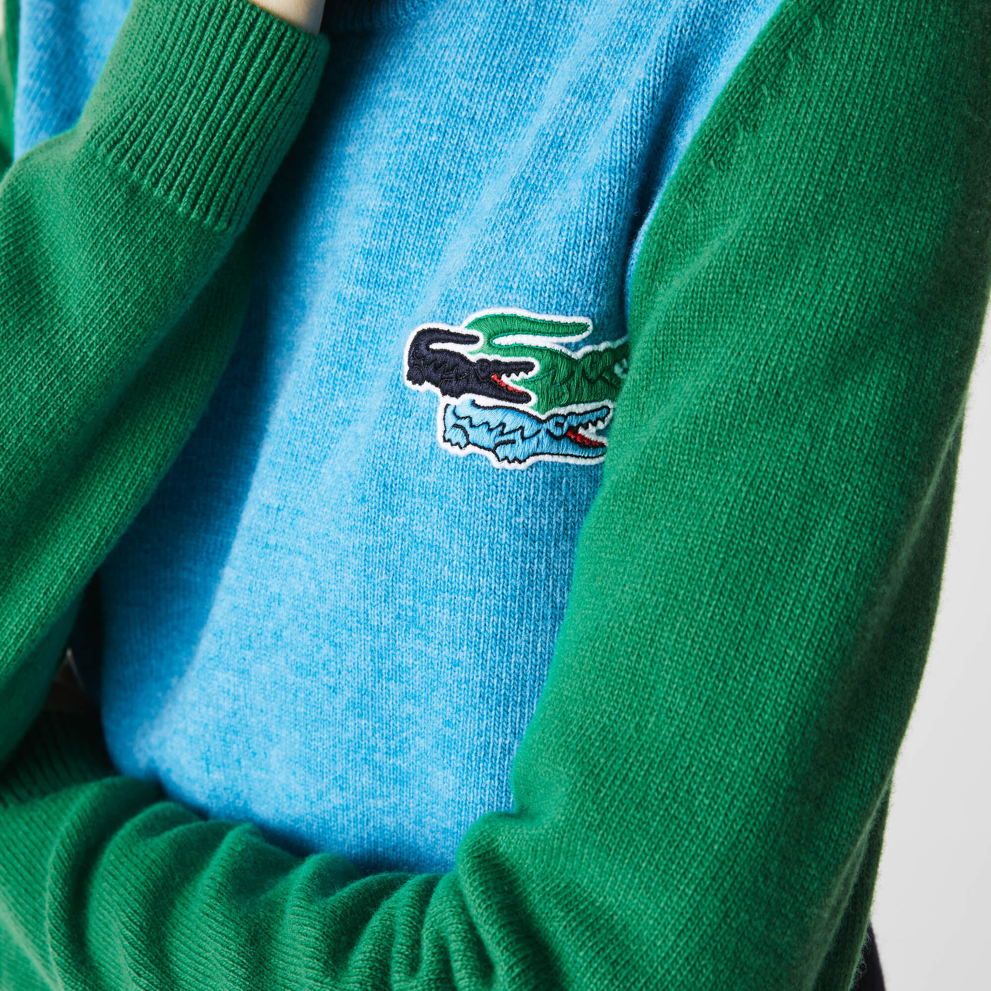 Women's Crew Neck Crocodiles Badge 