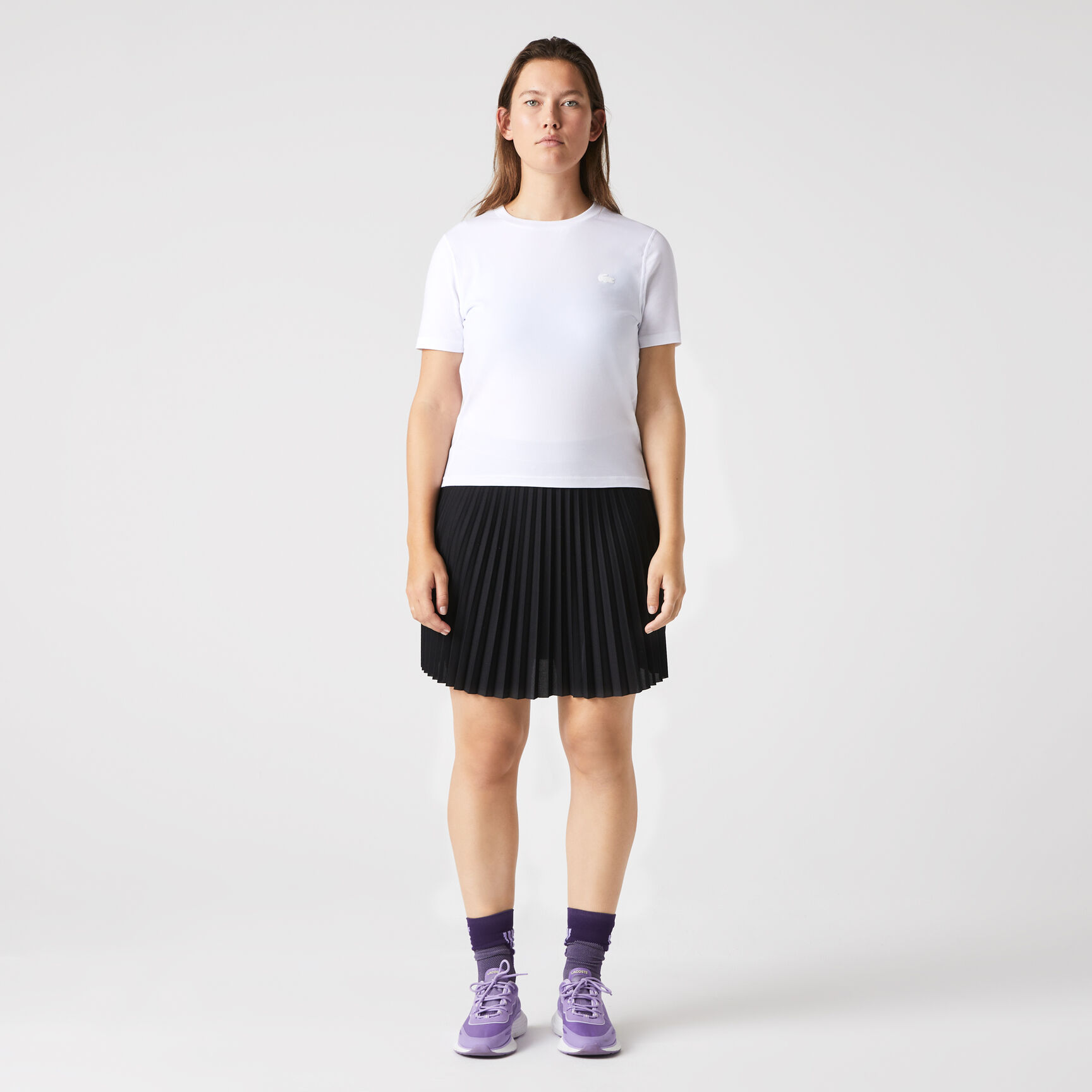 تيشيرت من مزيج قطن بفتحة رقبة مستديرة للنساء تيشيرت من مزيج قطن بفتحة رقبة مستديرة للنساء