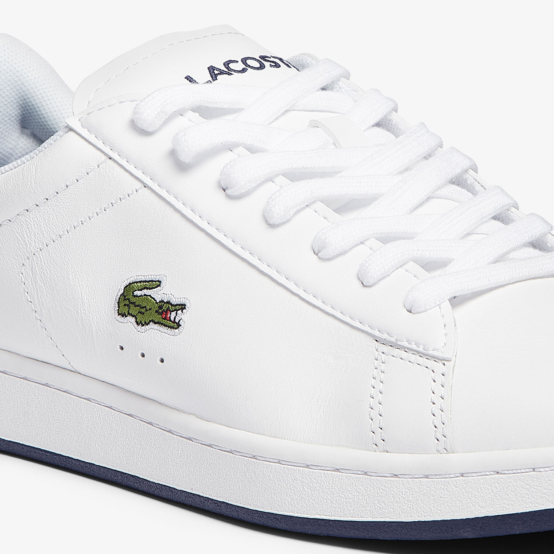 lacoste men s carnaby evo leather trainers