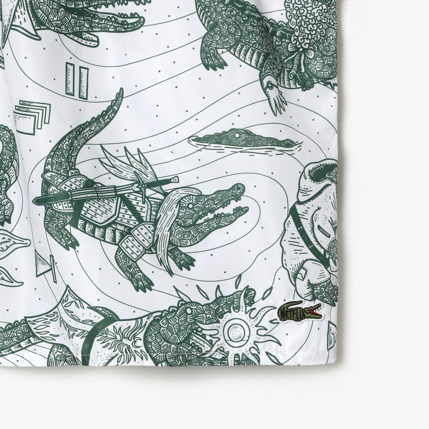 شورت سباحة مطبوع للرجال مجموعة Lacoste x Netflix شورت سباحة مطبوع للرجال مجموعة Lacoste x Netflix