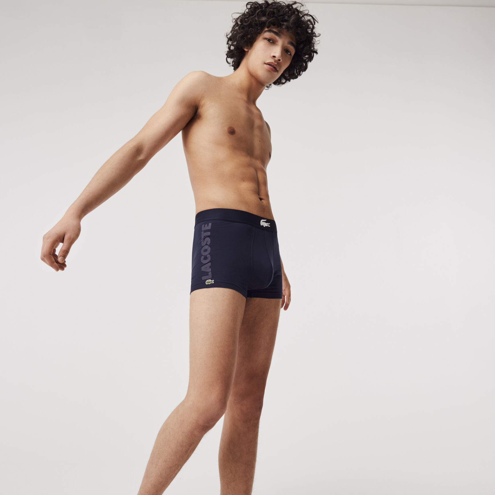 سروال داخلي للرجال من القطن السادة المرن عبوة 3 قطع سروال داخلي للرجال من القطن السادة المرن عبوة 3 قطع