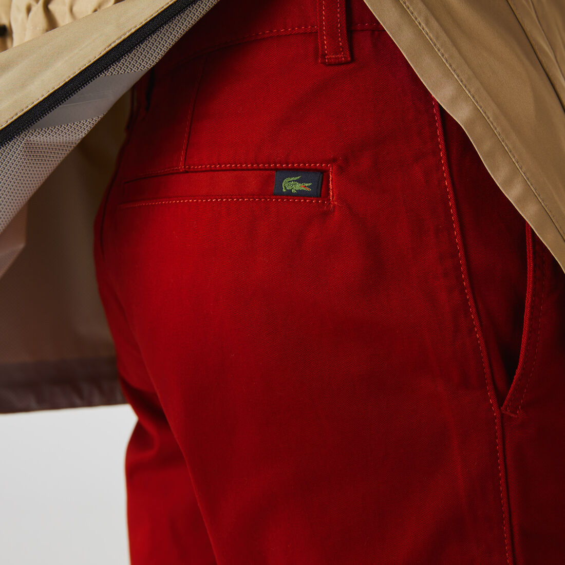 شورت بيرمودا من الجبردين المرن بقصة ضيقة للرجال شورت بيرمودا من الجبردين المرن بقصة ضيقة للرجال