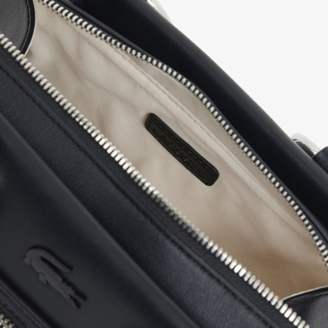 حقيبة يد سيليس صغيرة Small Celys Top Handle Bag - NF5230AQ-000