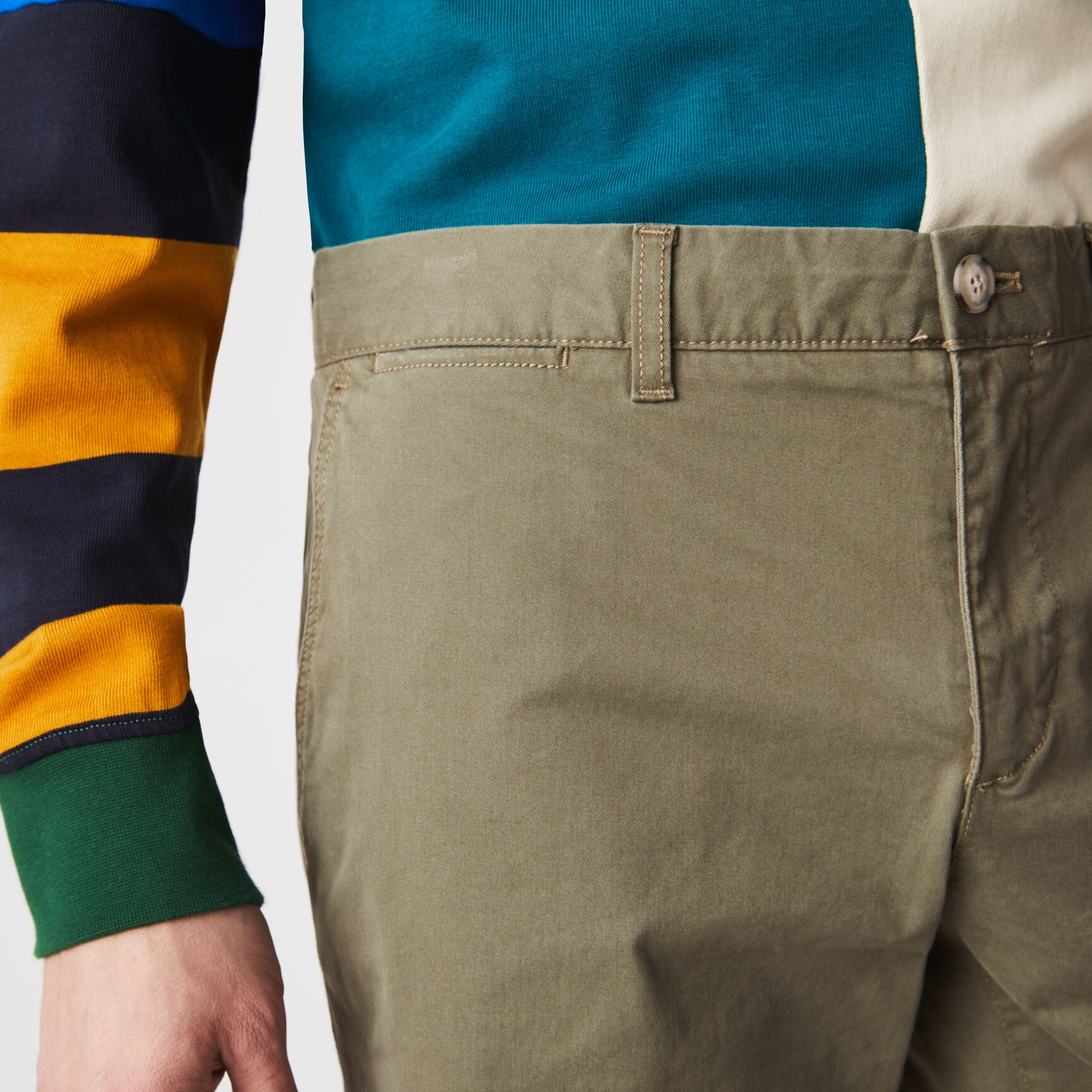 شورت بيرمودا من الجبردين المرن بقصة ضيقة للرجال