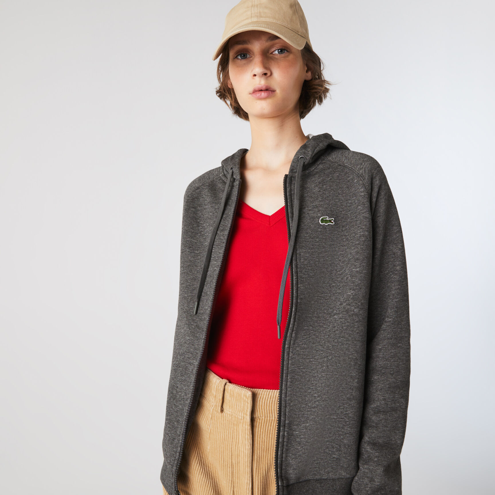 سويت شيرت للتنس من الصوف بسحاب وغطاء رأس مجموعة Lacoste SPORT للنساء سويت شيرت للتنس من الصوف بسحاب وغطاء رأس مجموعة Lacoste SPORT للنساء