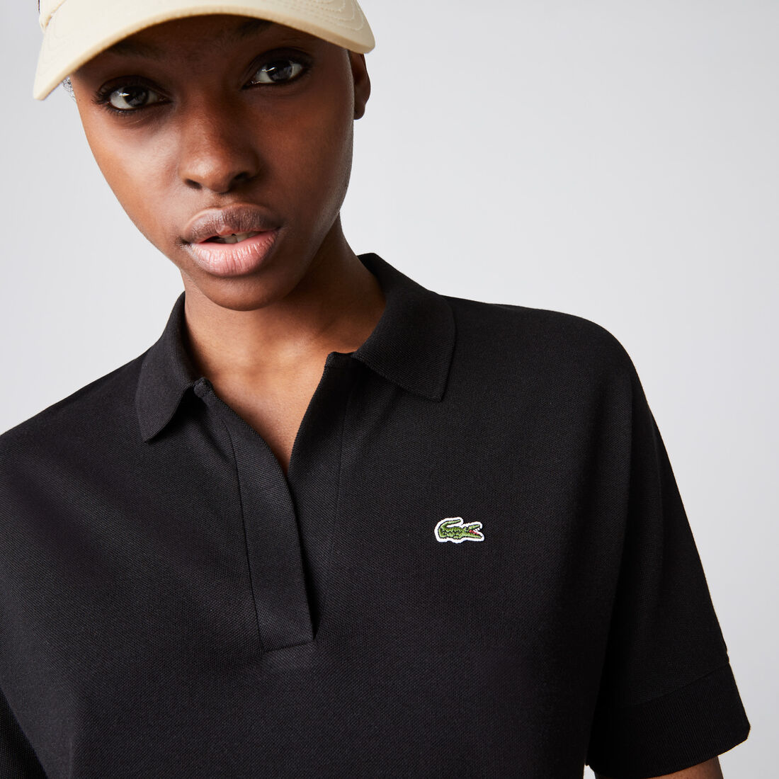 قميص بولو بيكيه سائل بياقة مفتوحة Open Neck Fluid Pique Polo Shirt - PF0504-00-031