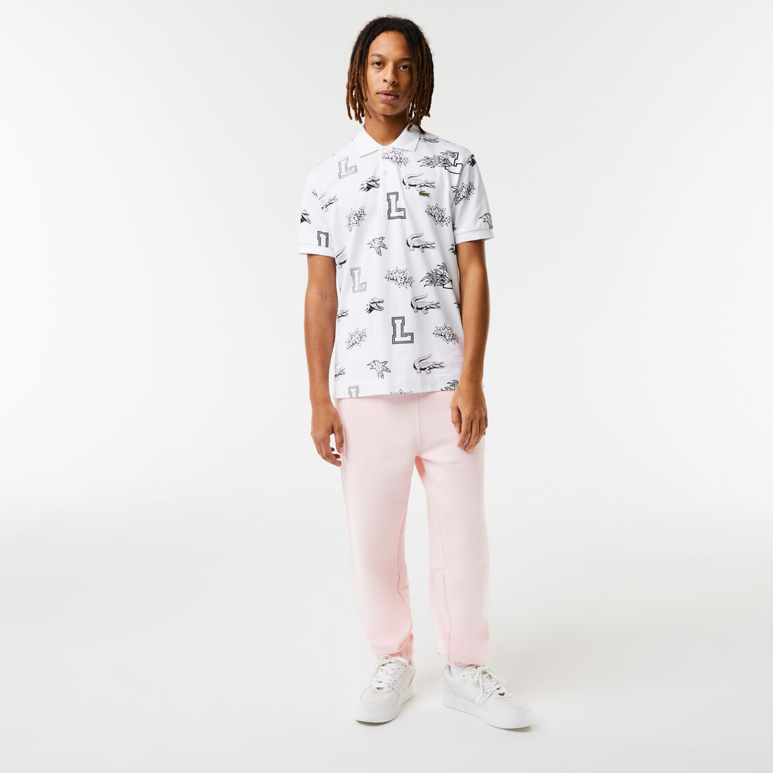 تيشيرت بولو لاكوست بطبعة قابلة للتعديل الشخصي من تشكيلة موسم الأعياد للجنسين تيشيرت بولو لاكوست بطبعة قابلة للتعديل الشخصي من تشكيلة موسم الأعياد للجنسين