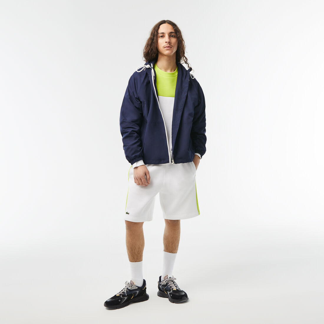 سويت شيرت لاكوست بتصميم كلاسيكي مقسم بألوان وشعار الماركة للرجال سويت شيرت لاكوست بتصميم كلاسيكي مقسم بألوان وشعار الماركة للرجال