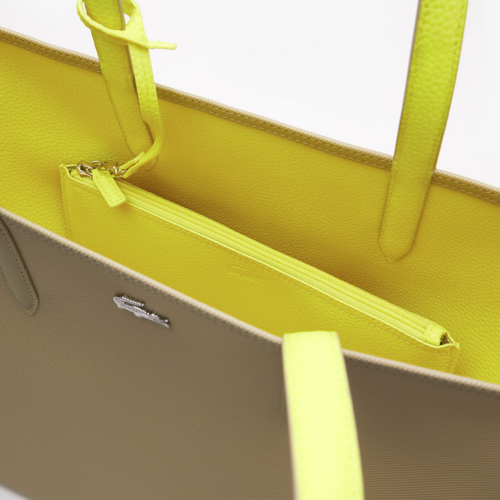 حقيبة آنا القابلة للعكس مع حقيبة صغيرة قابلة للفصل حقيبة آنا القابلة للعكس مع حقيبة صغيرة قابلة للفصل