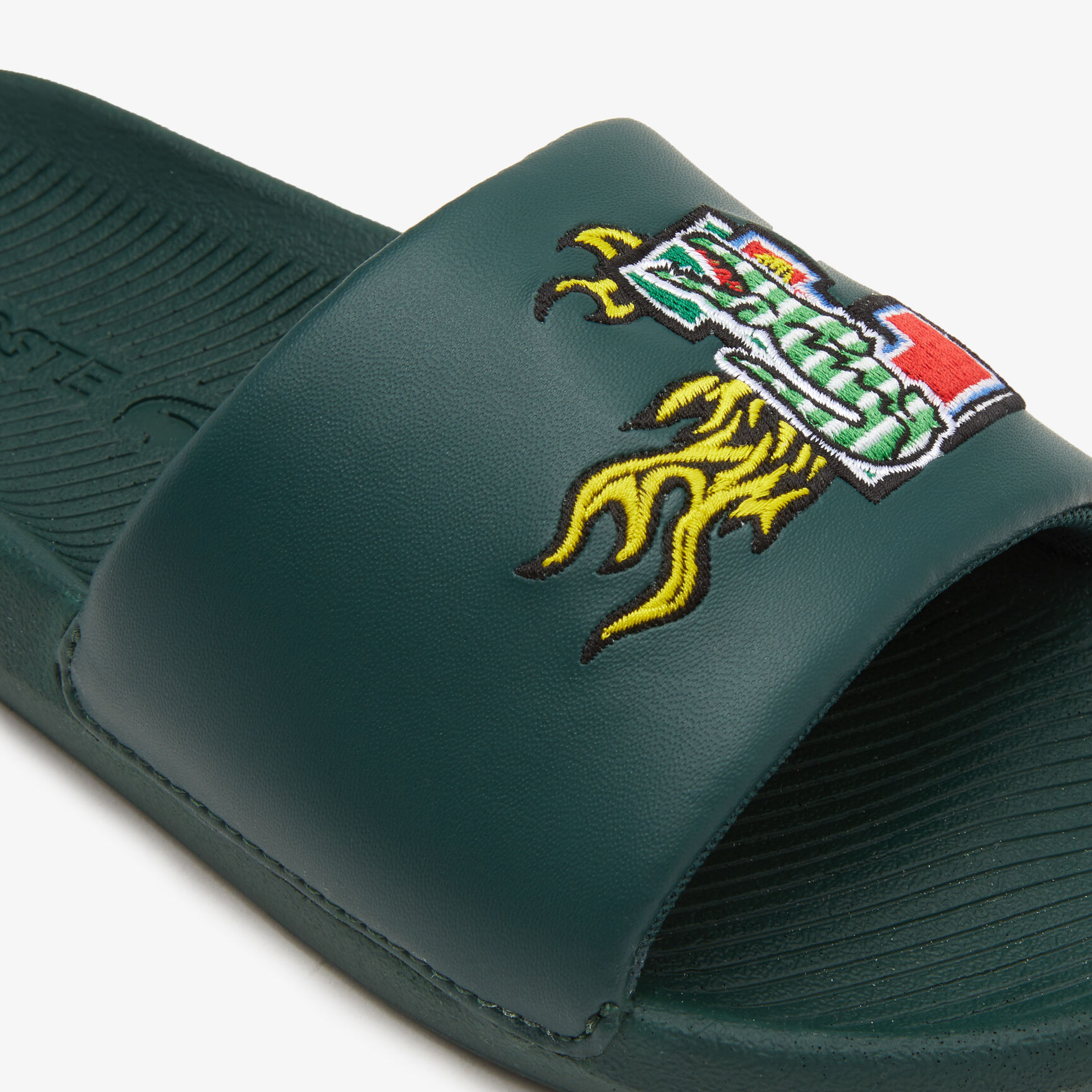 حذاء مفتوح لاكوست من خامات صناعية للرجال مجموعة Croco حذاء مفتوح لاكوست من خامات صناعية للرجال مجموعة Croco