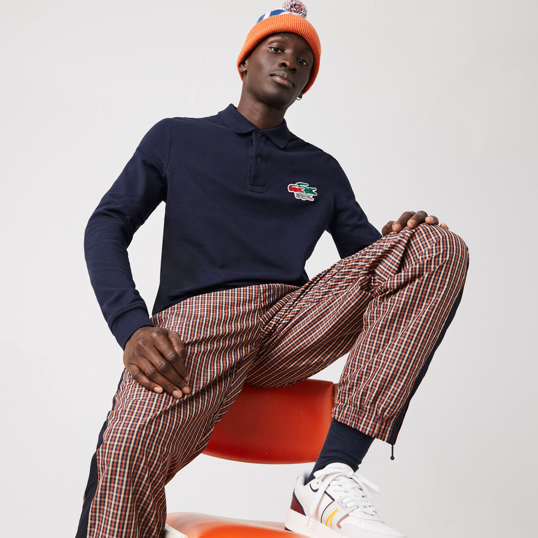 قميص بولو من القطن العضوي للرجال بقصة عادية من Lacoste